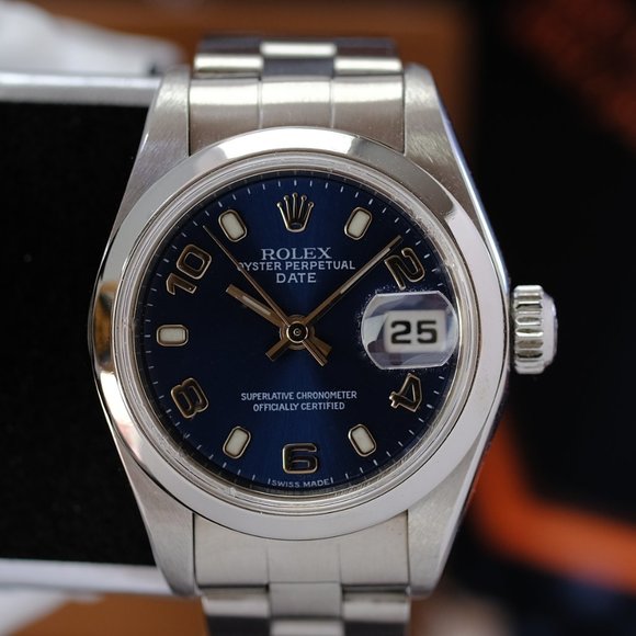 Rolex Oyster Perpetual Date Blue Dial 26mm W/Cert - Picture 5 of 14